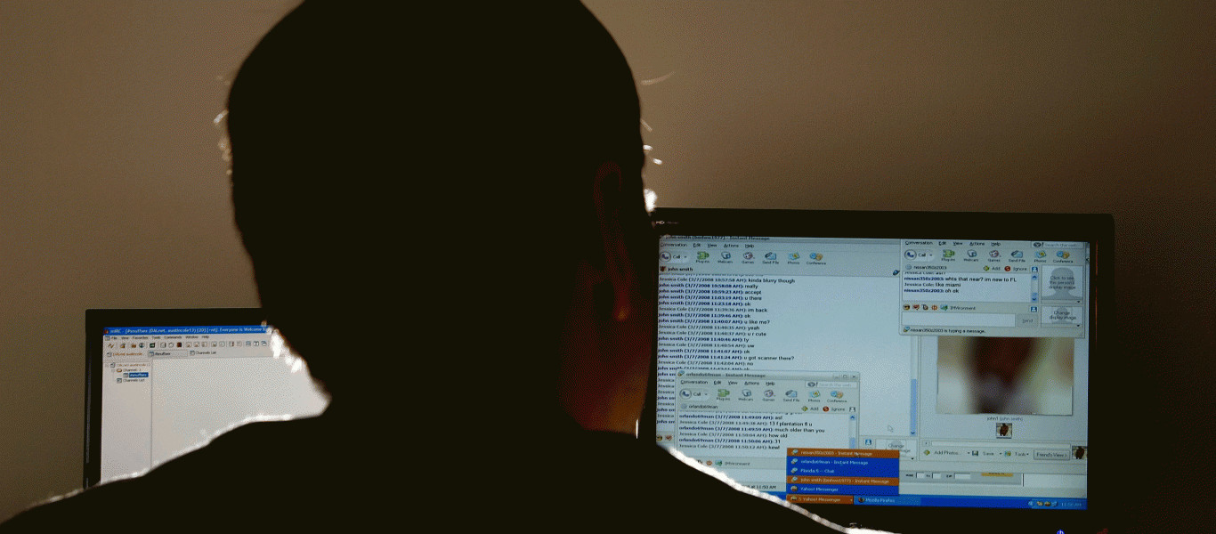 Τρομακτικό βίντεο δείχνει πόσο εύκολα μπορεί να παγιδευτεί ένα ανήλικο παιδί από επιτήδειους στο facebook (βίντεο)